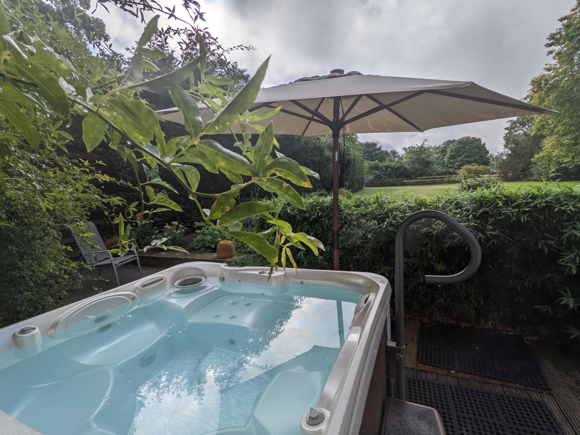 The Writer'S Retreat Ground Floor Apartment 霍尔特 外观 照片
